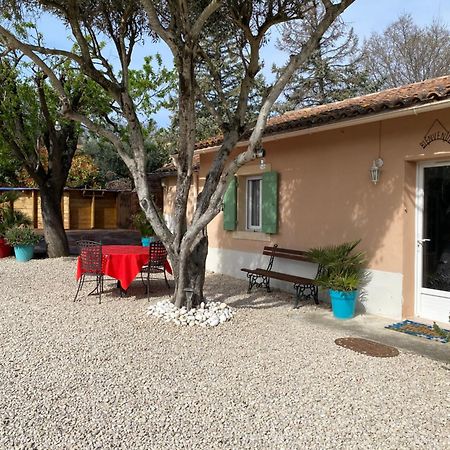 Gite 135 C Sarrians Exterior foto